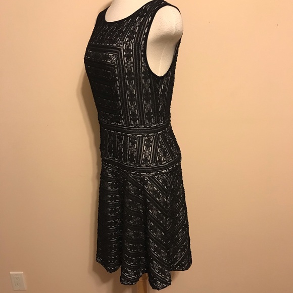 Vince Camuto Women’s Dress - Picture 3 of 5
